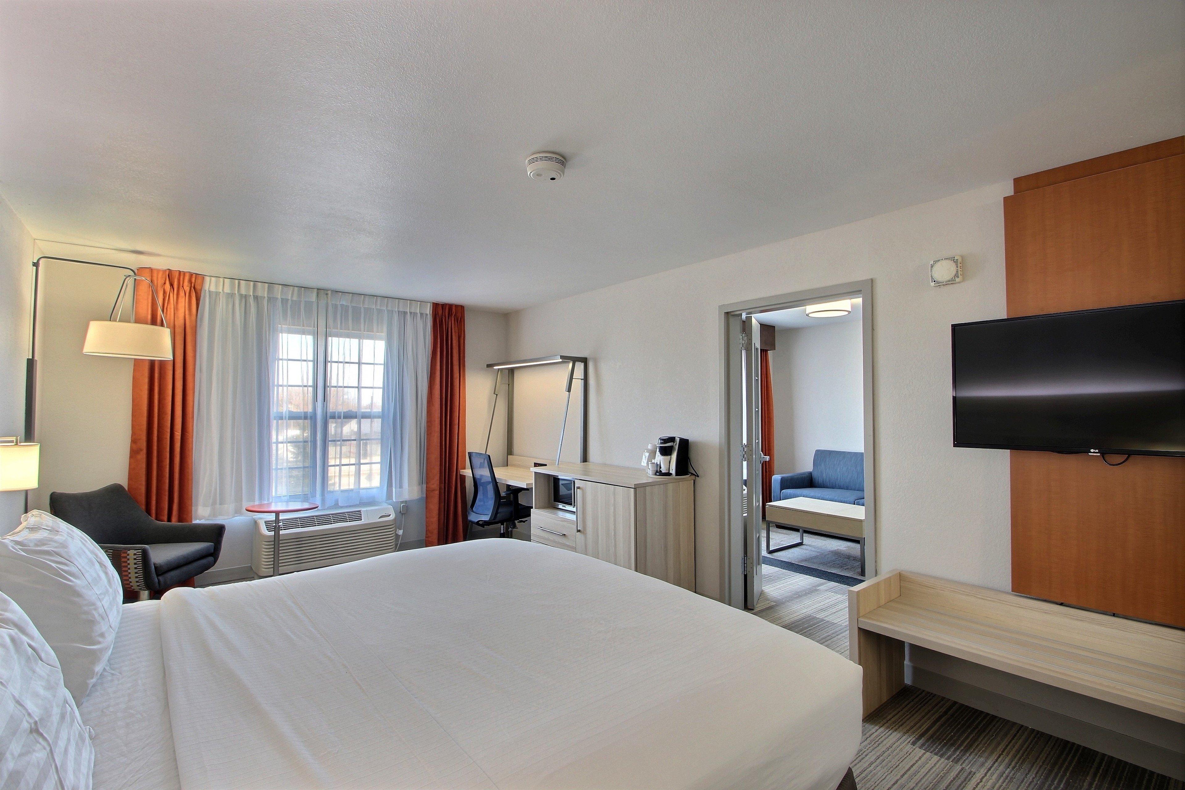 Holiday Inn Express Hotel & Suites Milwaukee Airport By Ihg Bagian luar foto