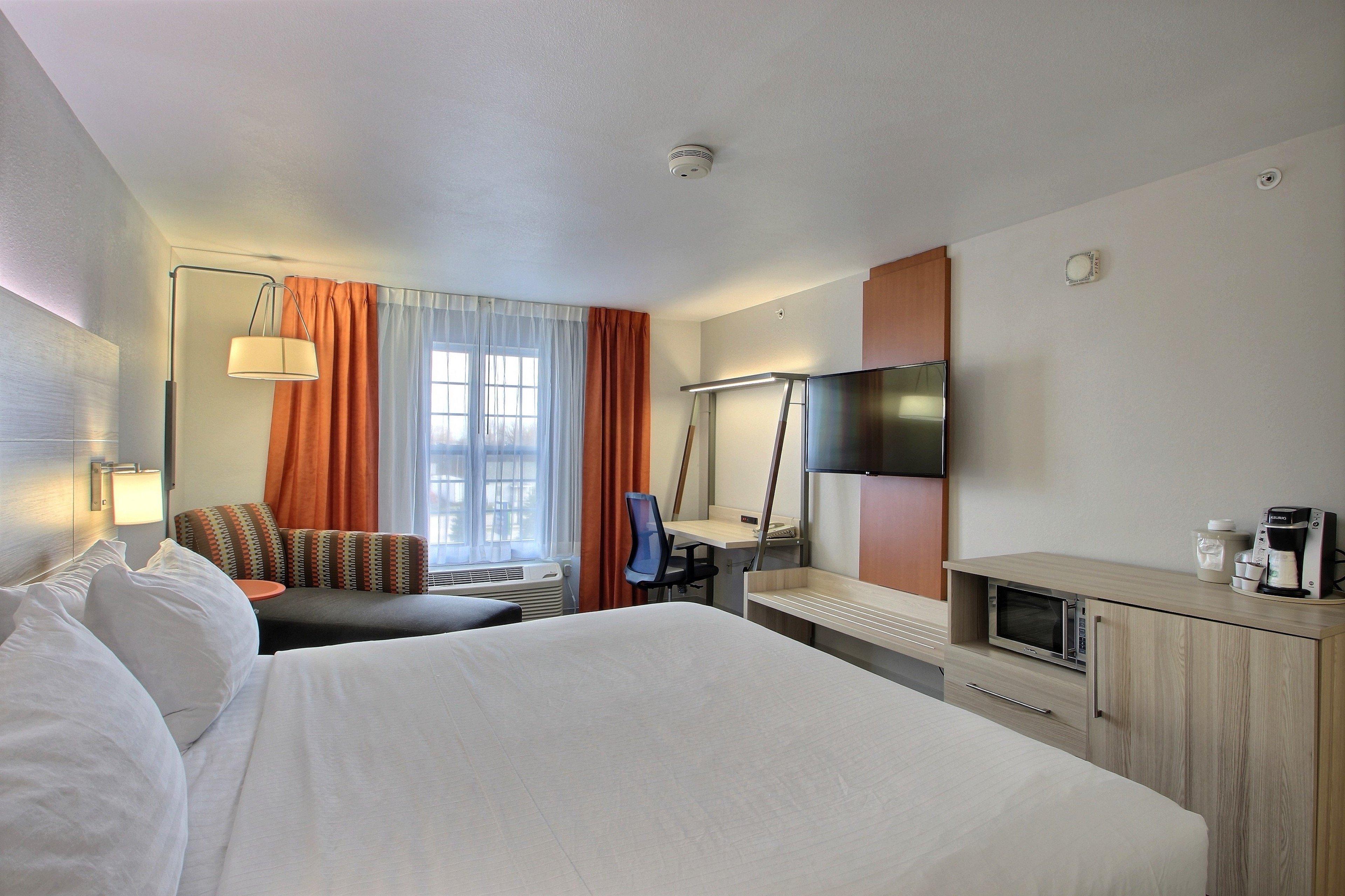 Holiday Inn Express Hotel & Suites Milwaukee Airport By Ihg Bagian luar foto