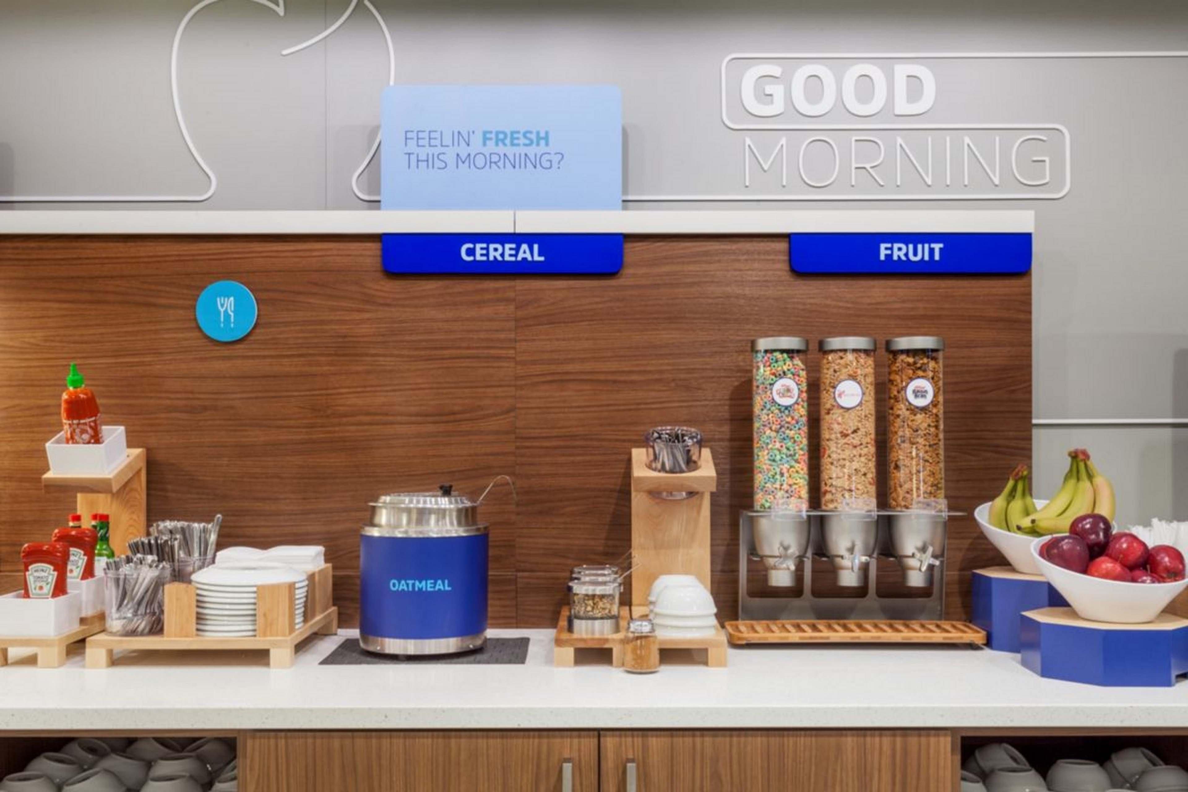 Holiday Inn Express Hotel & Suites Milwaukee Airport By Ihg Bagian luar foto