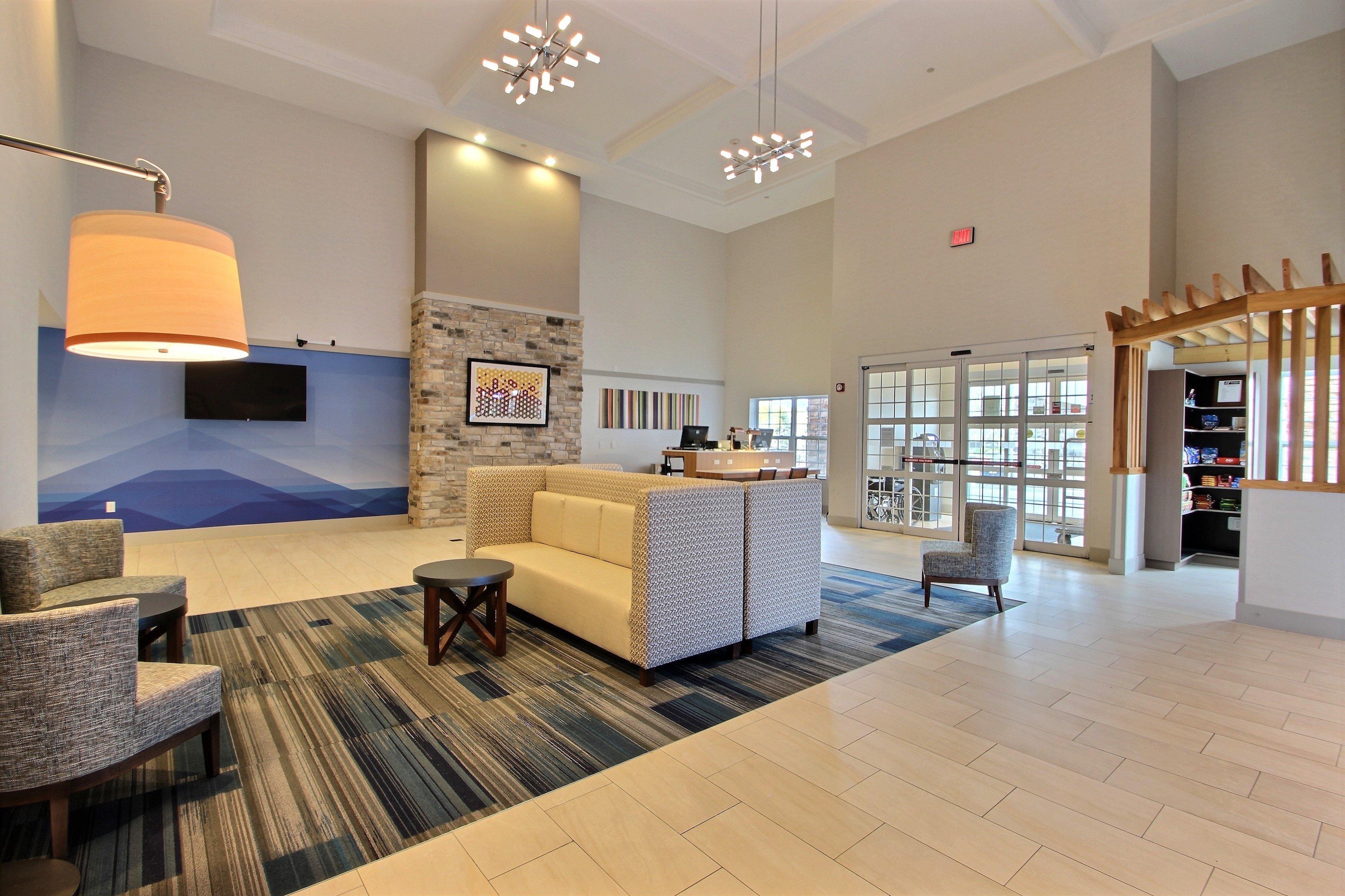 Holiday Inn Express Hotel & Suites Milwaukee Airport By Ihg Bagian luar foto
