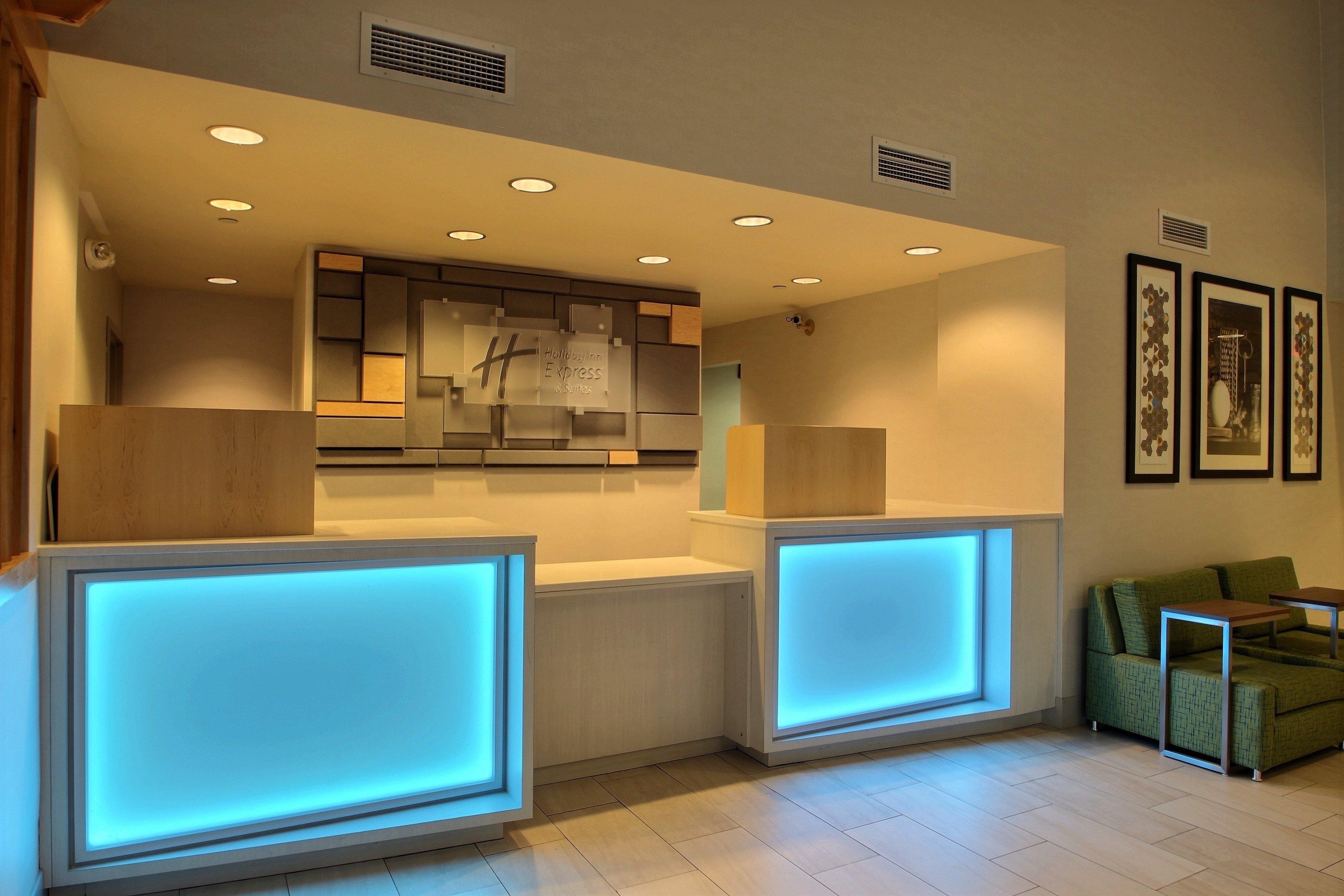 Holiday Inn Express Hotel & Suites Milwaukee Airport By Ihg Bagian luar foto